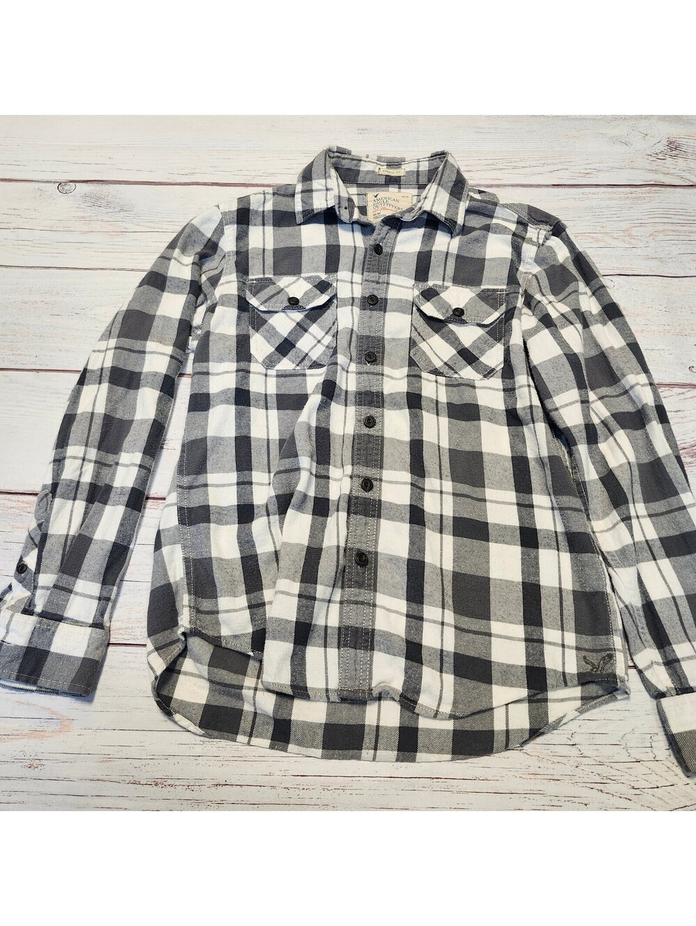 American Eagle Outfitters Men's Black and White Plaid Flannel Shirt Medium